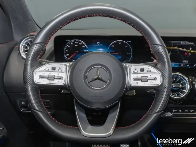 Mercedes-Benz EQA 300