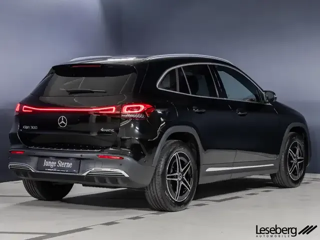 Mercedes-Benz EQA 300