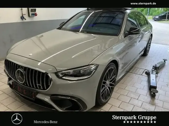 Mercedes-Benz S 63 AMG