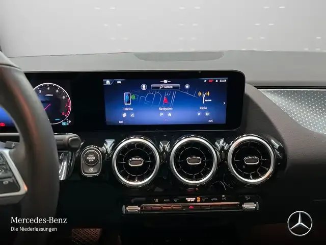 Mercedes-Benz GLA 180