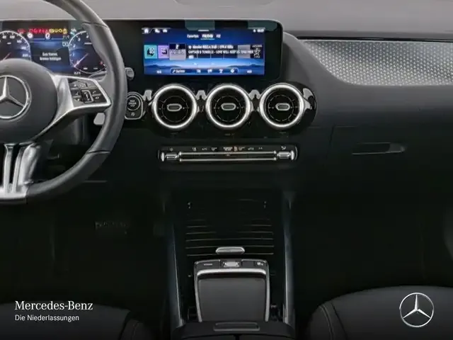 Mercedes-Benz GLA 180