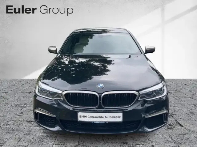 BMW 550