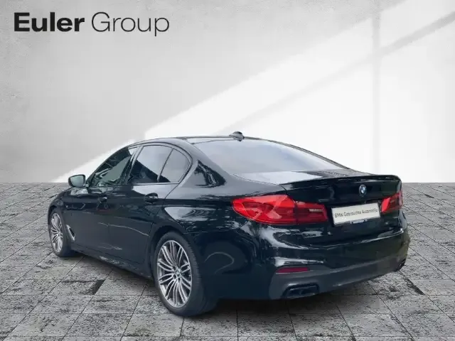 BMW 550
