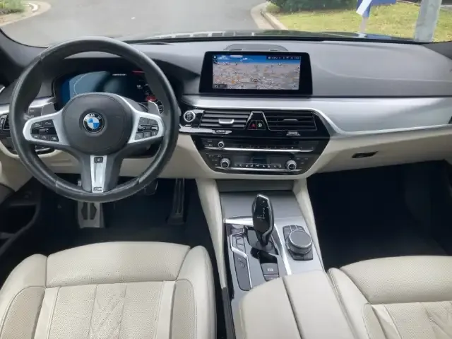 BMW 550