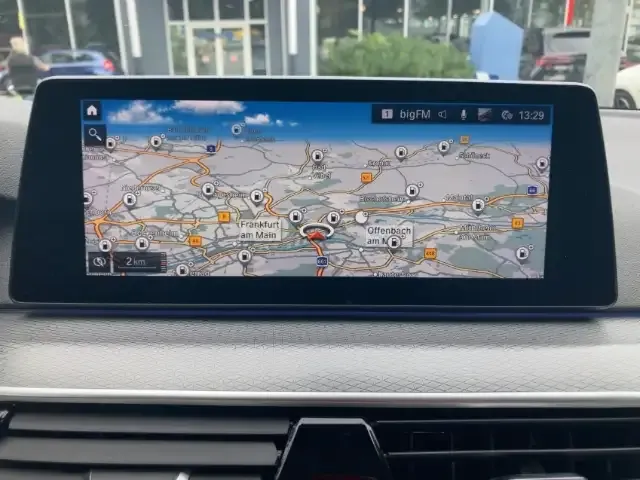 BMW 550