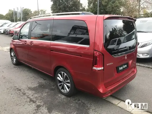 Mercedes-Benz V 250
