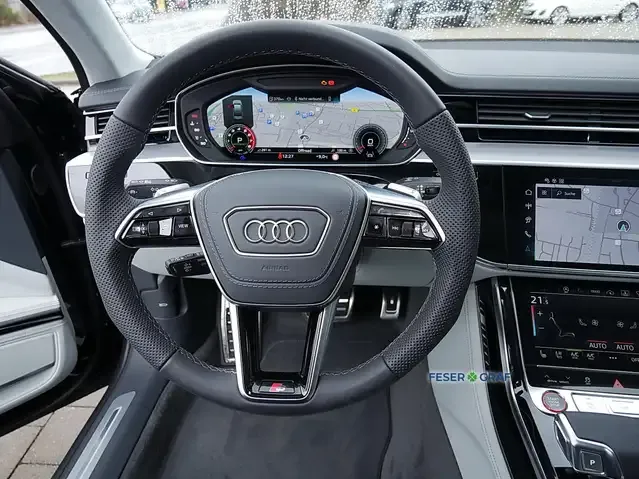 Audi S8