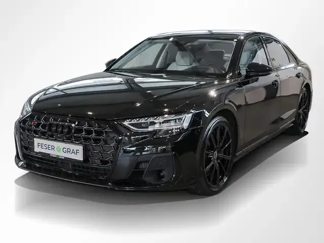 Audi S8
