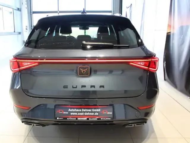 CUPRA Leon