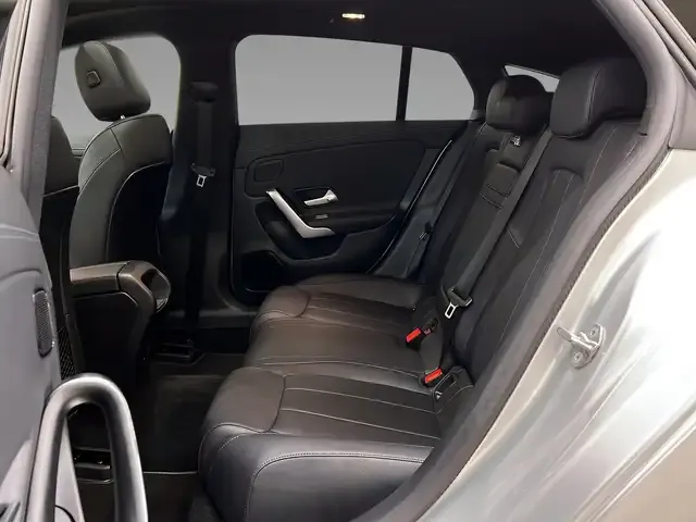 Mercedes-Benz CLA 220