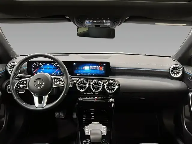 Mercedes-Benz CLA 220