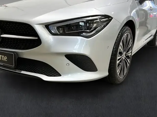 Mercedes-Benz CLA 220
