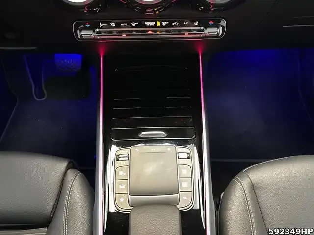 Mercedes-Benz EQB 300