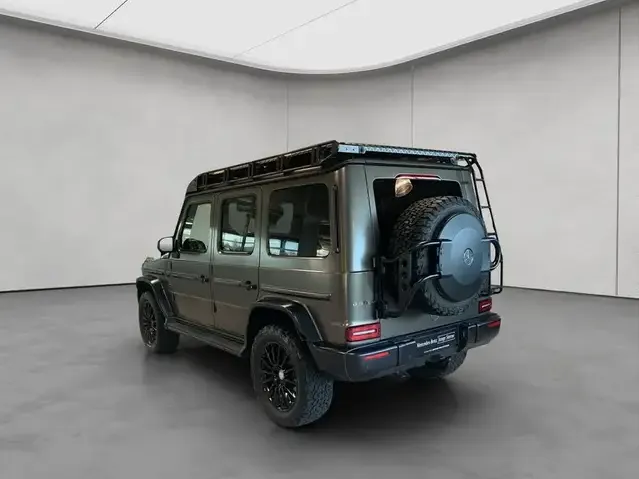 Mercedes-Benz G 400