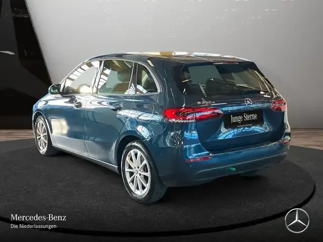 Mercedes-Benz B 250