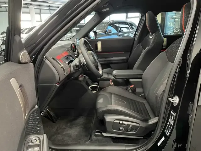 MINI John Cooper Works Countryman