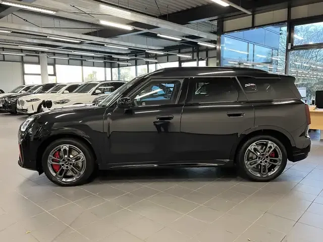 MINI John Cooper Works Countryman