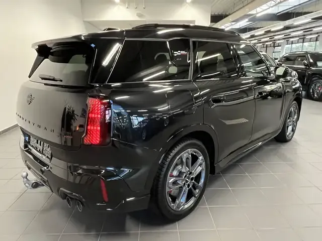 MINI John Cooper Works Countryman