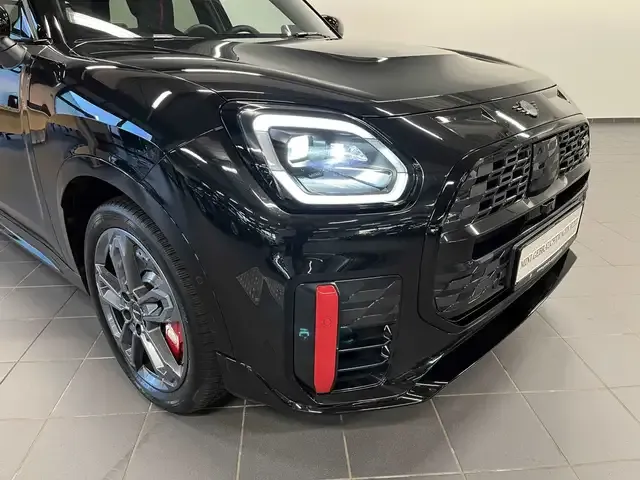 MINI John Cooper Works Countryman