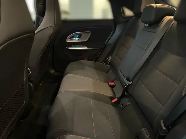 Mercedes-Benz CLA 350