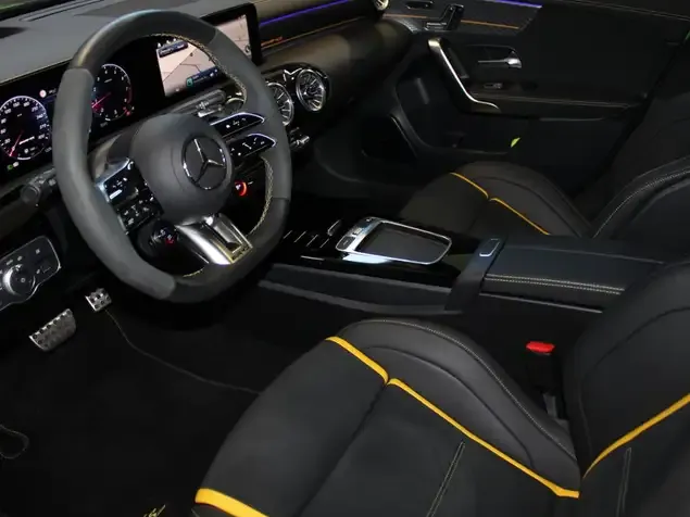 Mercedes-Benz A 45 AMG
