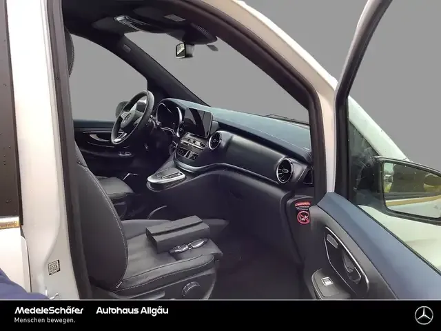 Mercedes-Benz EQV 300