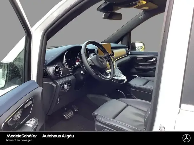 Mercedes-Benz EQV 300