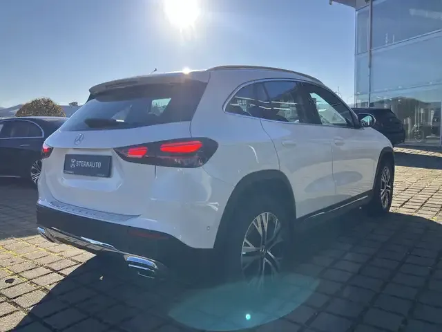 Mercedes-Benz GLA 180