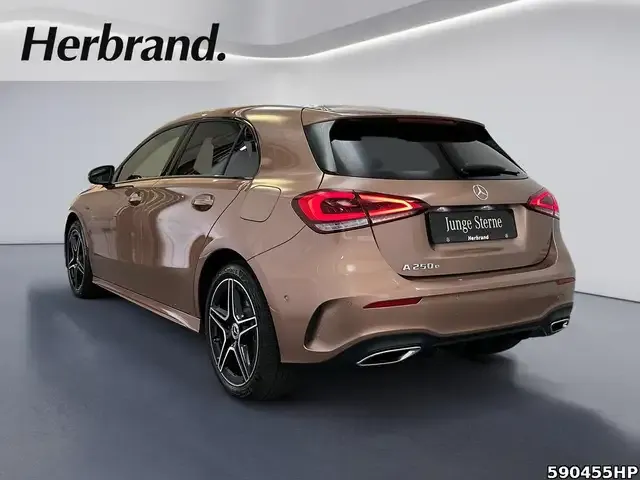 Mercedes-Benz A 250