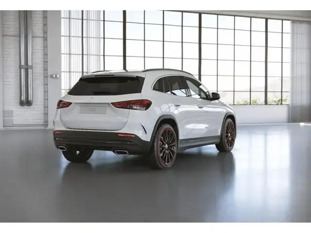 Mercedes-Benz GLA 180