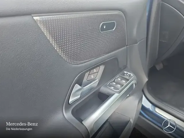 Mercedes-Benz EQB 250