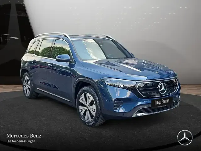 Mercedes-Benz EQB 250