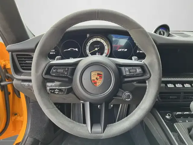Porsche 992