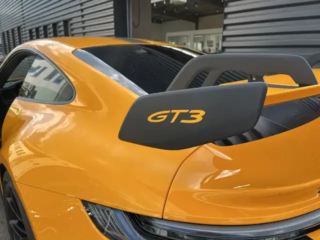 Porsche 992
