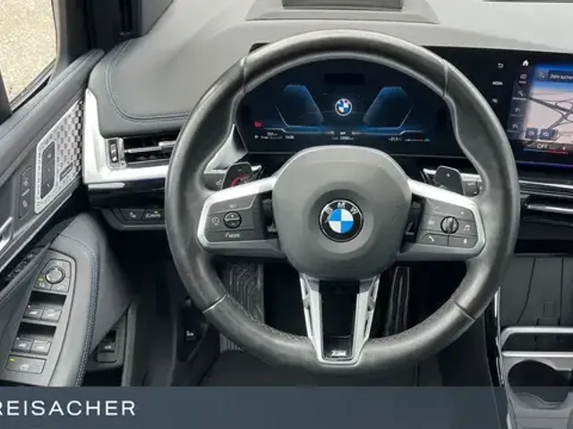 BMW 220