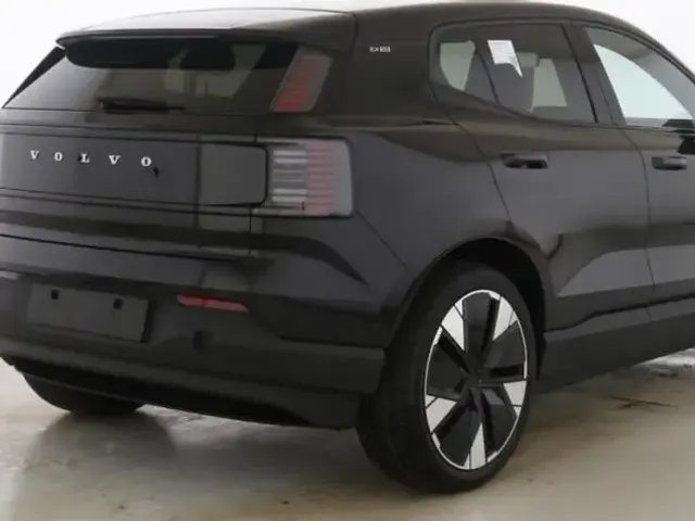 Volvo EX30