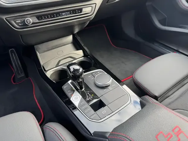 BMW 128