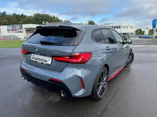 BMW 128