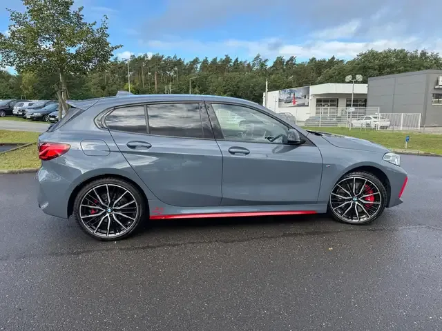 BMW 128