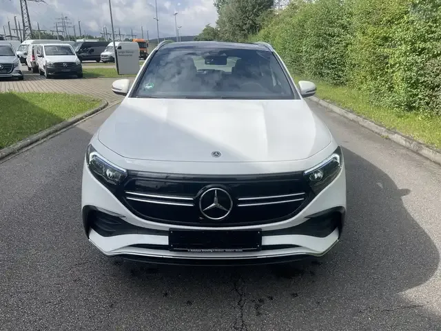 Mercedes-Benz EQA