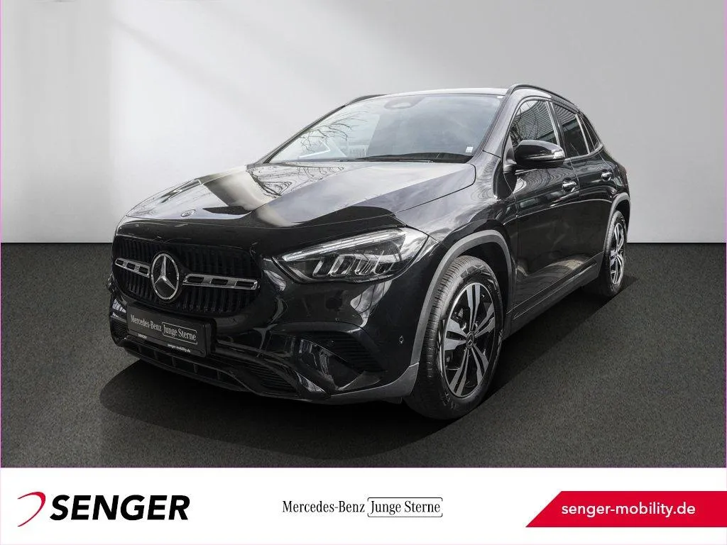 Mercedes-Benz GLA 220