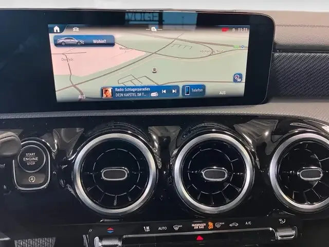 Mercedes-Benz CLA 180