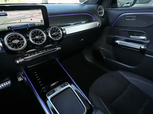 Mercedes-Benz GLB 200