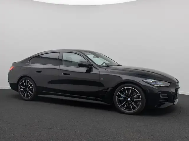 BMW 440
