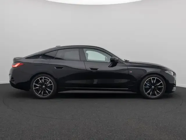 BMW 440