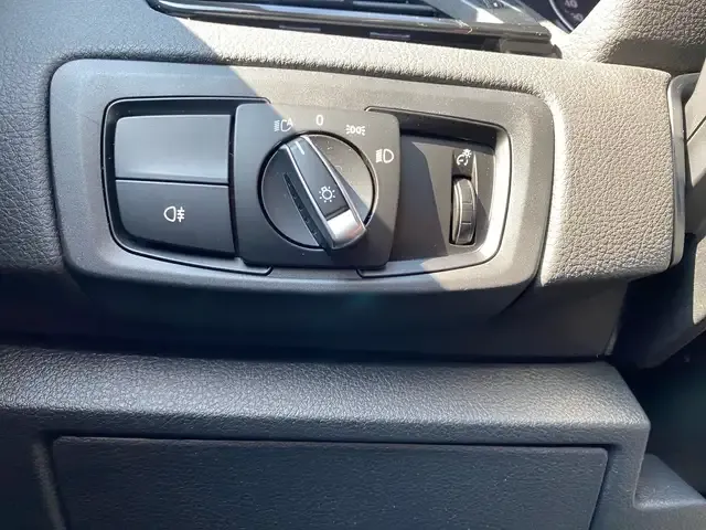 BMW 225