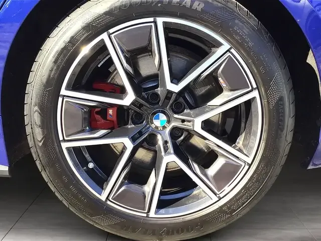 BMW 440