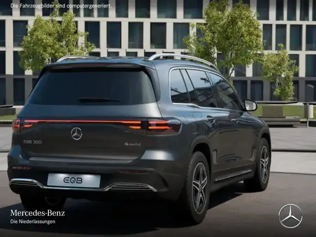 Mercedes-Benz EQB 300