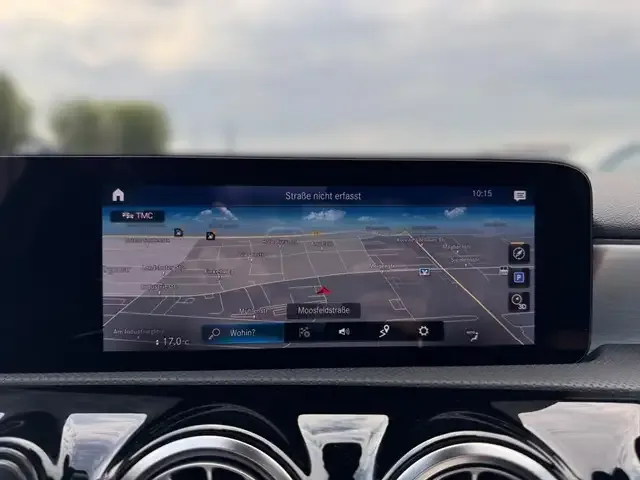 Mercedes-Benz A 35 AMG
