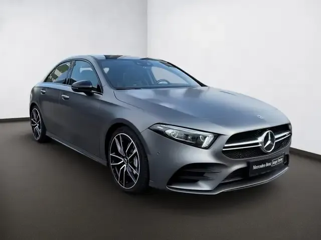 Mercedes-Benz A 35 AMG